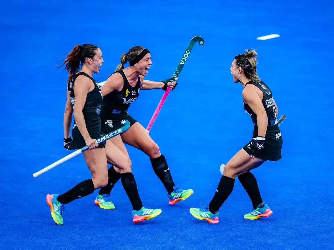 Las Leonas volvieron a celebrar y avanzaron ala segunda ronda del Mundial de Hockey. Foto:  @FIH_Hockey