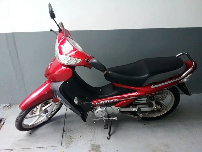 Sustrajeron una moto frente a un comercio de la Villa