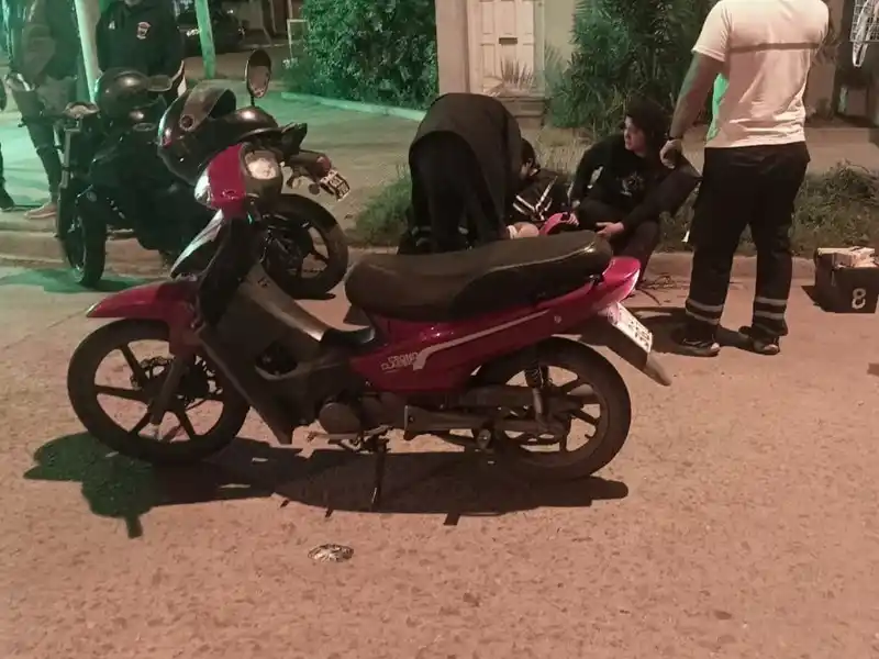 La moto protagonista del siniestro vial en Chacabuco e Italia.