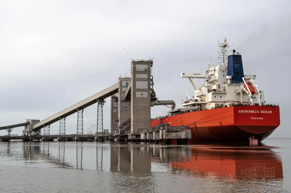 Cuáles son las obras que llegan a los puertos de Bahía Blanca y Coronel Rosales