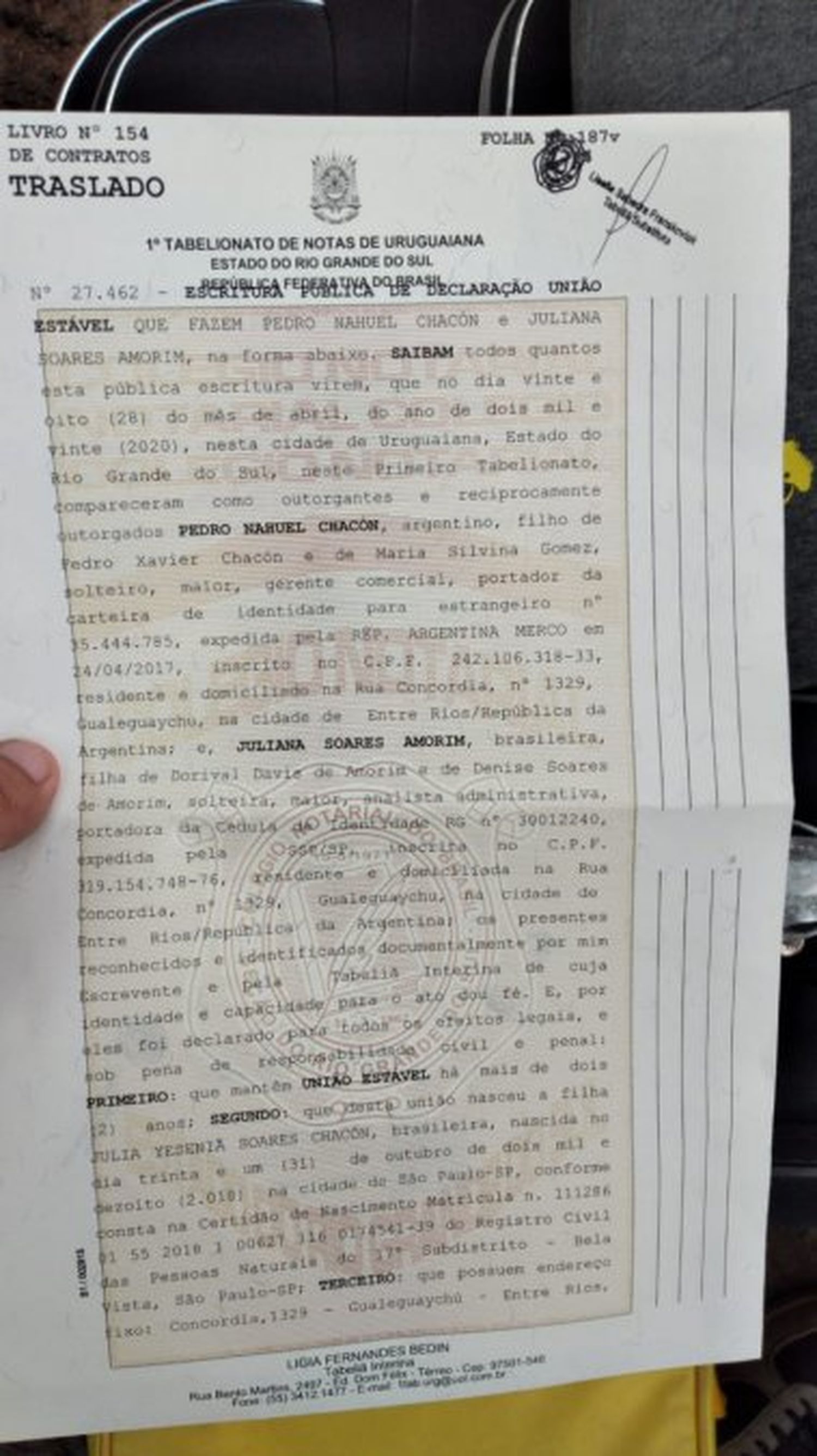 El documento que certifica la unión entre Nahuel y Juliana 