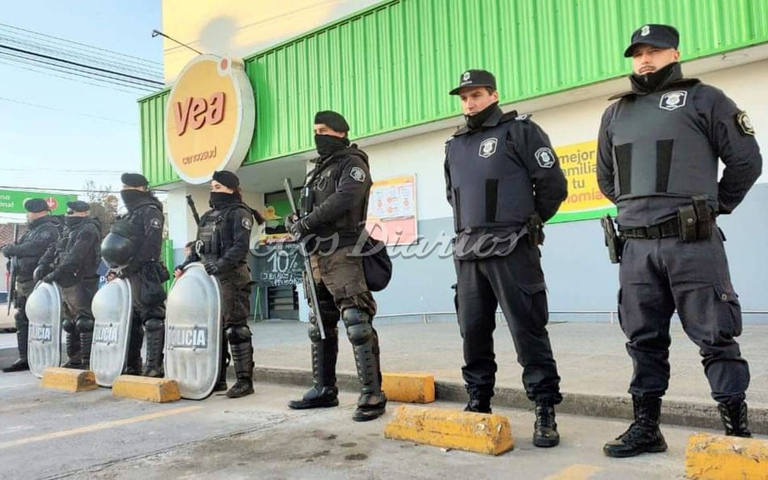La Policía en estado de alerta y prevención ante posibles saqueos