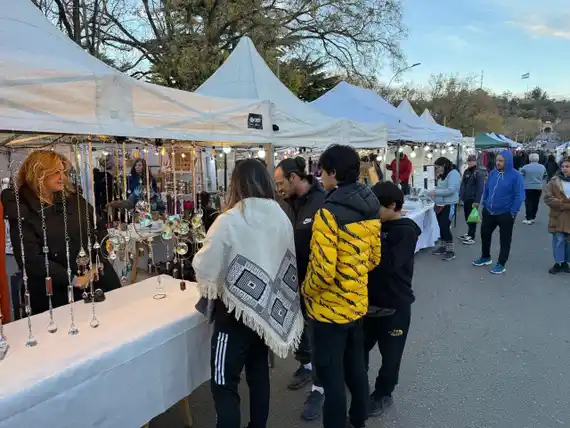 La Plaza Moreno se llenará de alegría en una nueva edición de la Feria de la Comunidad Emprendedora