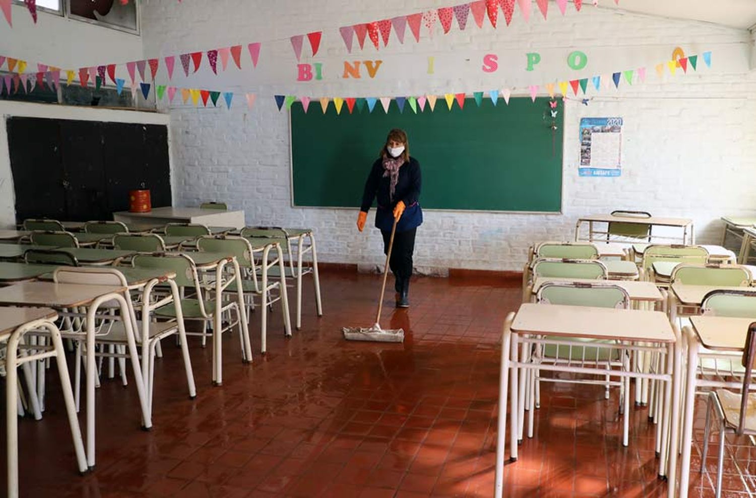 Empleadas de limpieza de escuelas denuncian “serias irregularidades” en la vuelta al trabajo y amenazan con un paro