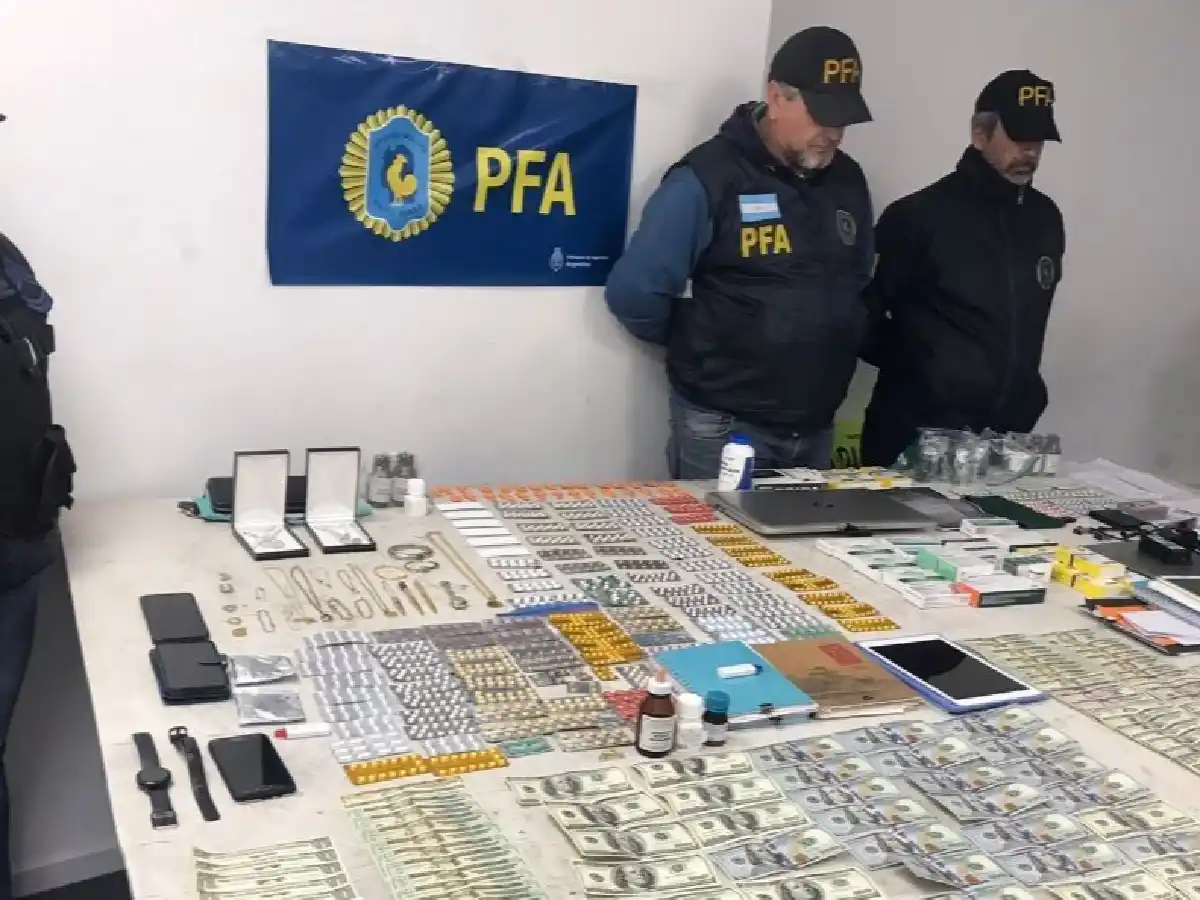 Cayó una secta que prometía "curar el sida y la adicción a las drogas" a cambio de incesto, sexo y dinero