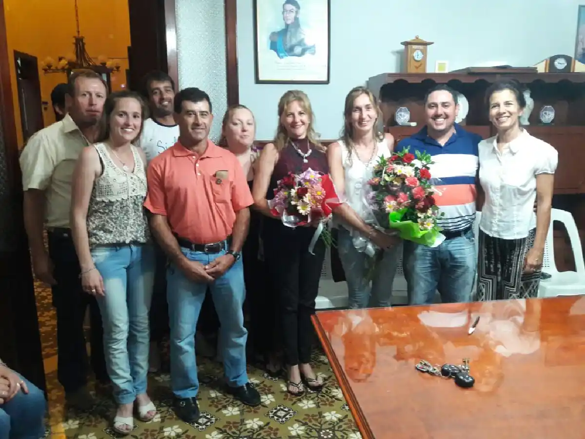 Dos mujeres asumieron al frente de municipios de la región 