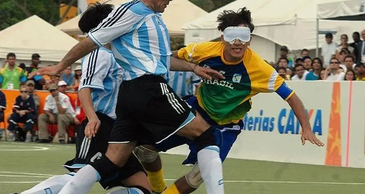 Fútbol: Silvio Velo convirtió en el debut de Los Murciélagos