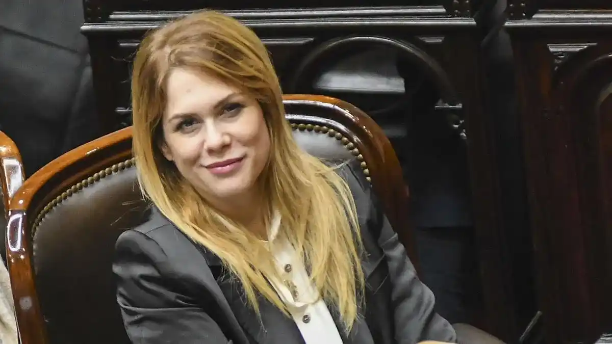 Lilia Lemoine defendió a Manuel Adorni: "Inocente de lo que lo acusan"
