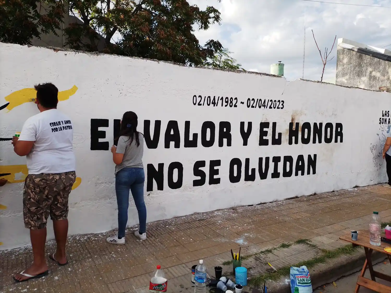 Realizan un mural en homenaje a los “Veteranos de Malvinas”