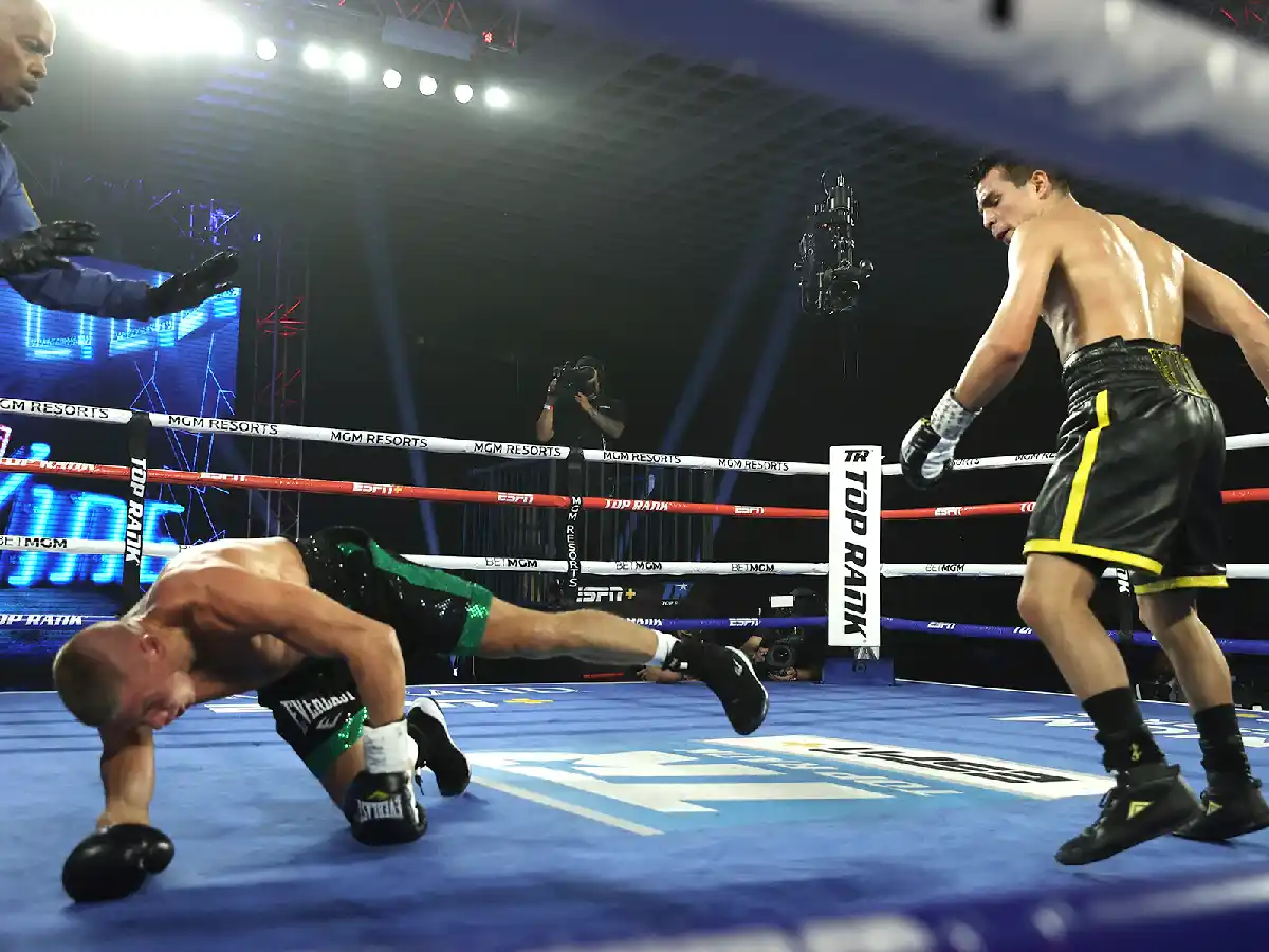 Zepeda-Baranchyk, la mejor pelea del año