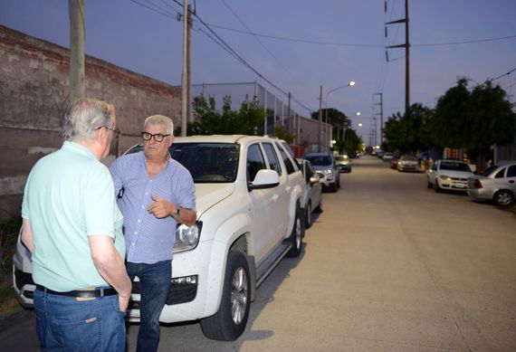 Lunghi supervisó obras de alumbrado público en la zona norte de la ciudad