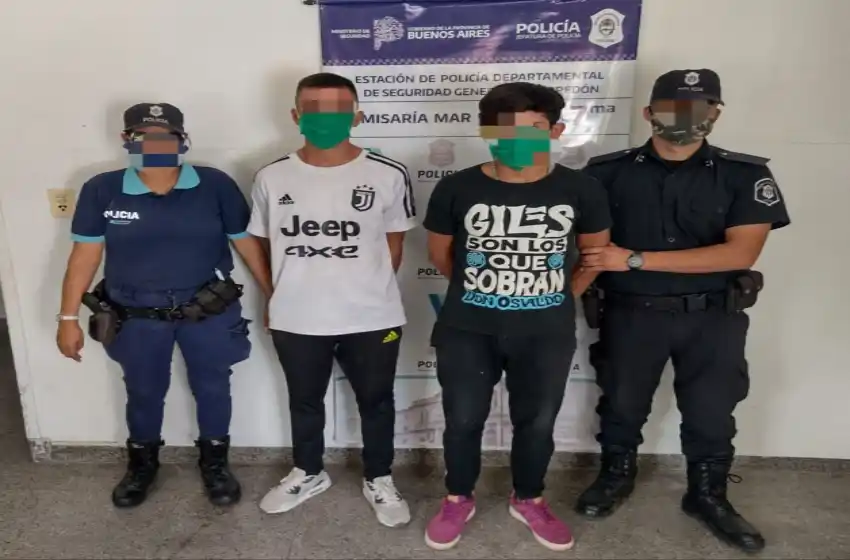 Fueron sorprendidos mientras robaban cables