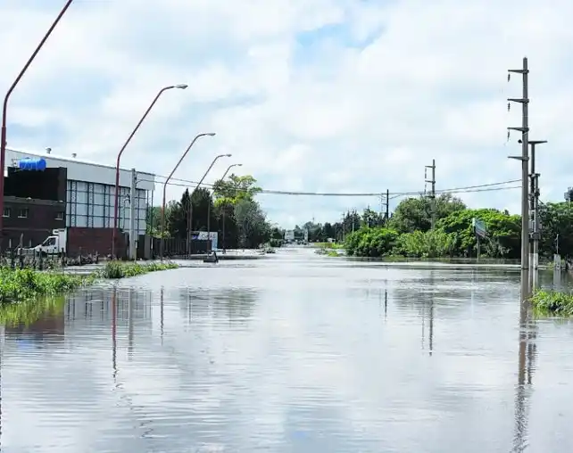 Casi cien escuelas quedaron dañadas por las lluvias