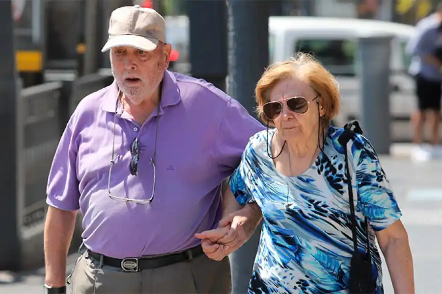 Bono para jubilados: cuándo se paga y qué pasa con quienes cobran más de $105000