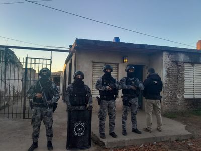 Múltiples allanamientos en Venado, Rosario, San Gregorio y Santa Isabel por venta de droga
