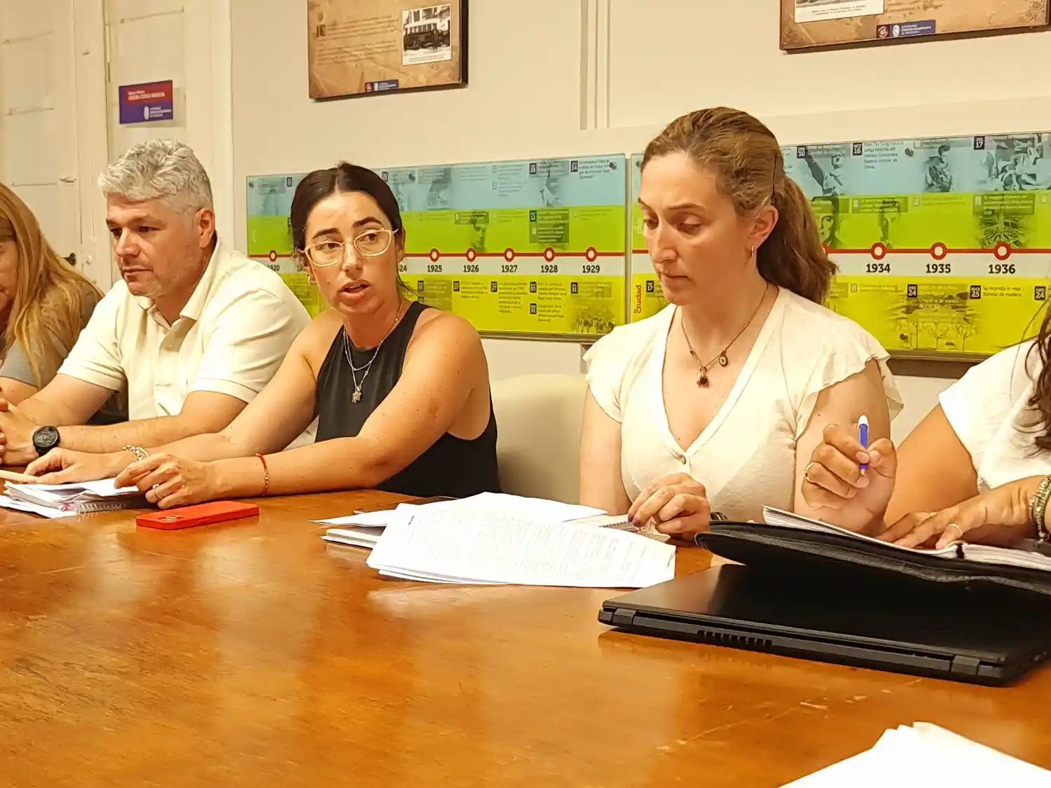 Explicaciones. Las que dieron Rocío Zabaljauregui y Magalí Ugarte a los concejales