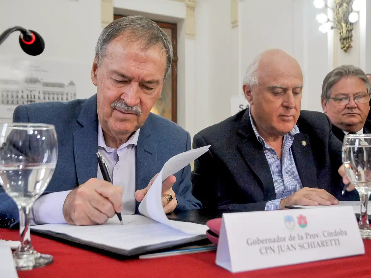 Lifschitz y Schiaretti se reunieron, acercaron posiciones y firmaron convenios