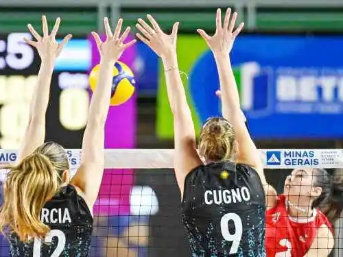 Segunda victoria en sets
corridos para Las Panteras