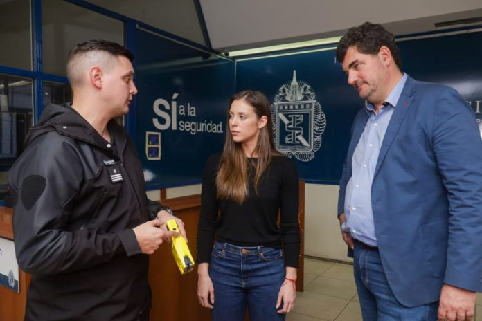 San Isidro: La precandidata a intendenta Macarena Posse busca implementar las pistolas Taser