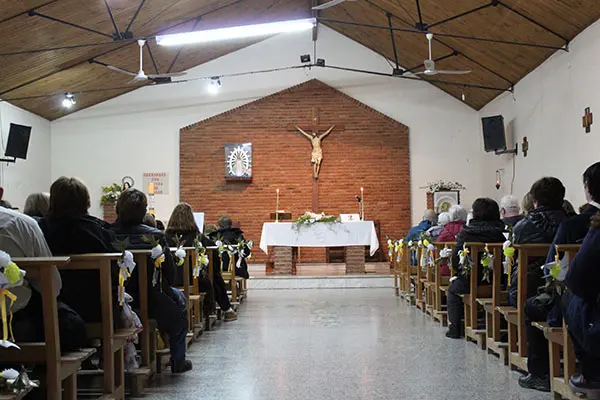 Apoyo escolar y comida para cuarenta chicos en Santa Teresita