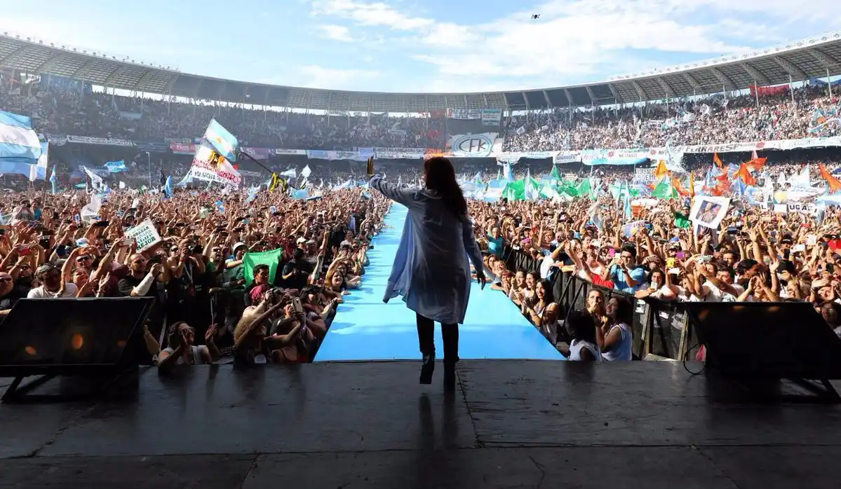 Denuncian sabotaje en el tren Roca durante el acto de Cristina