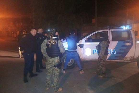 UTOI encabezó operativos de saturación en barrios: cuatro aprehendidos con cantidades ínfimas de droga
