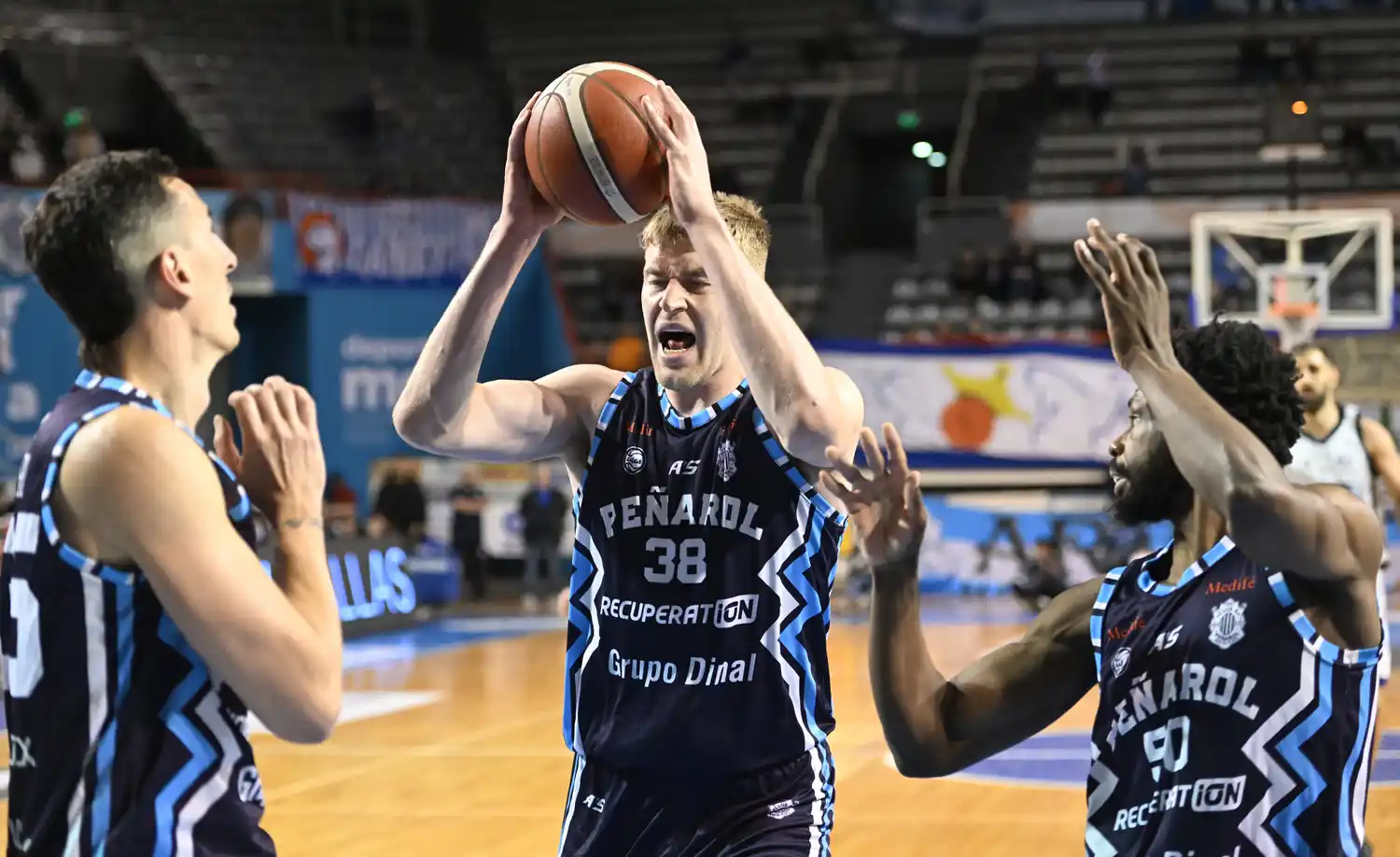 Peñarol vs Riachuelo - Liga Nacional 2025 - 4