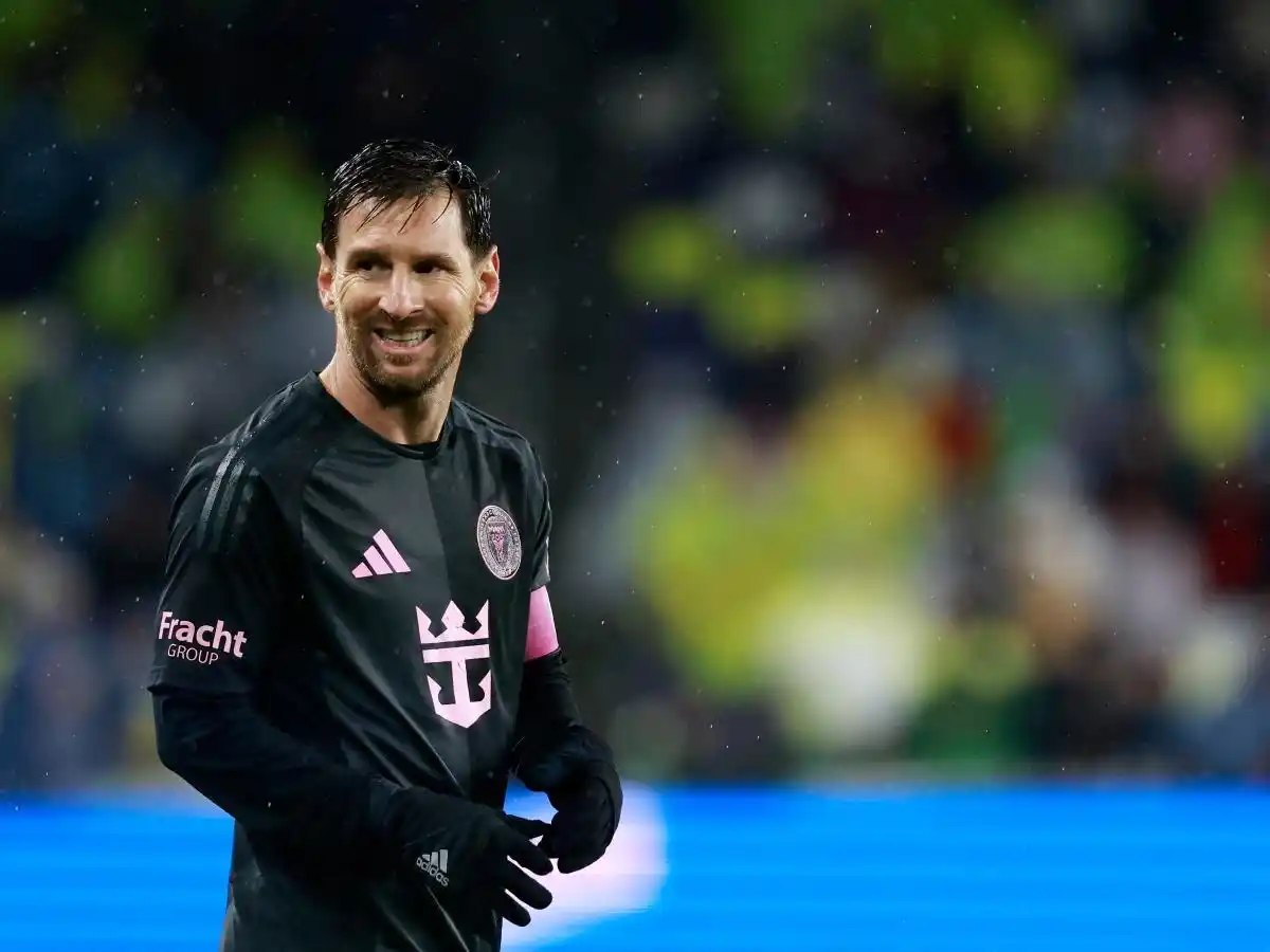 Golazo de  en el 1 -2 del Inter ante Nashville.