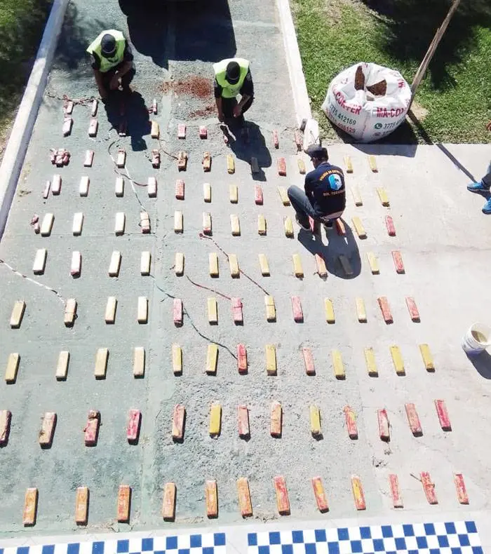 La Policía Caminera encontró  100 Kg de marihuana  en una camioneta