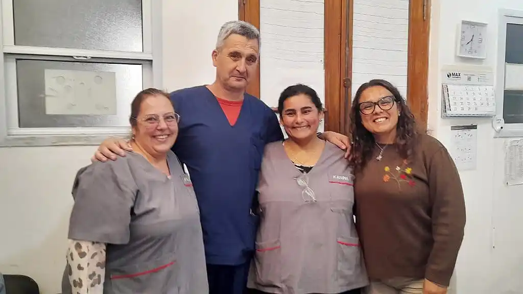 Florencia, Guillermo, Karina y Samanta, administrativos del nosocomio.