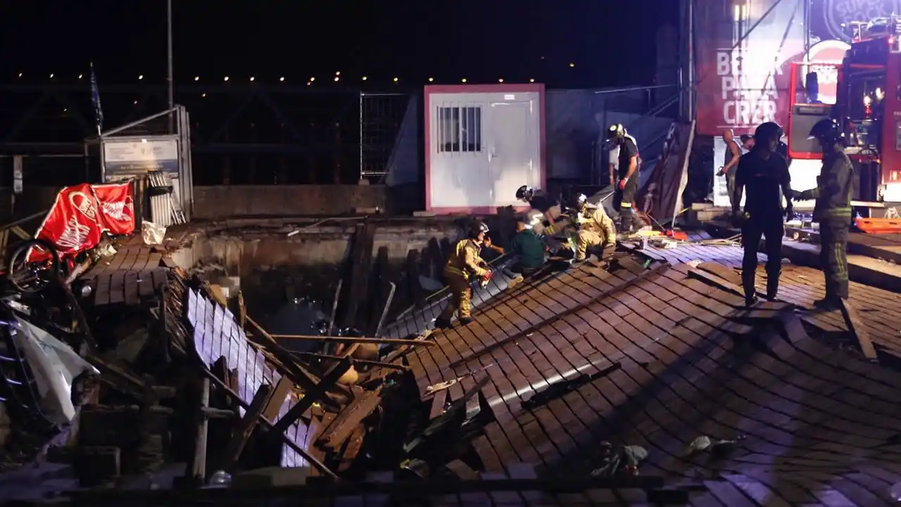España: se derrumbó un muelle en pleno concierto