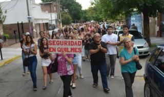 Vecinos de Quilmes reclaman mayor seguridad frente a la Municipalidad