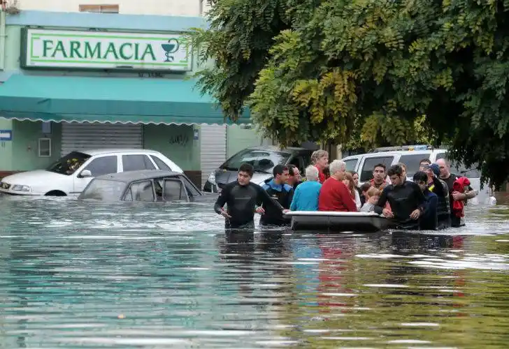 Un guelguaychuense es uno de los muertos por temporal en La Plata