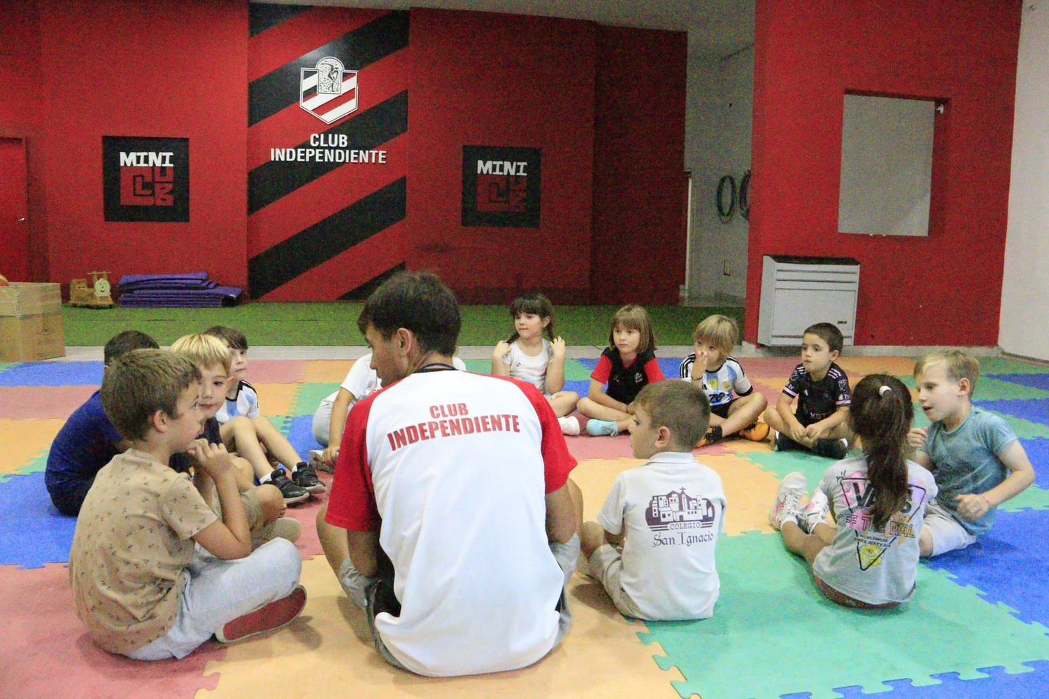 escuelas deportivas del Club independiente - 3