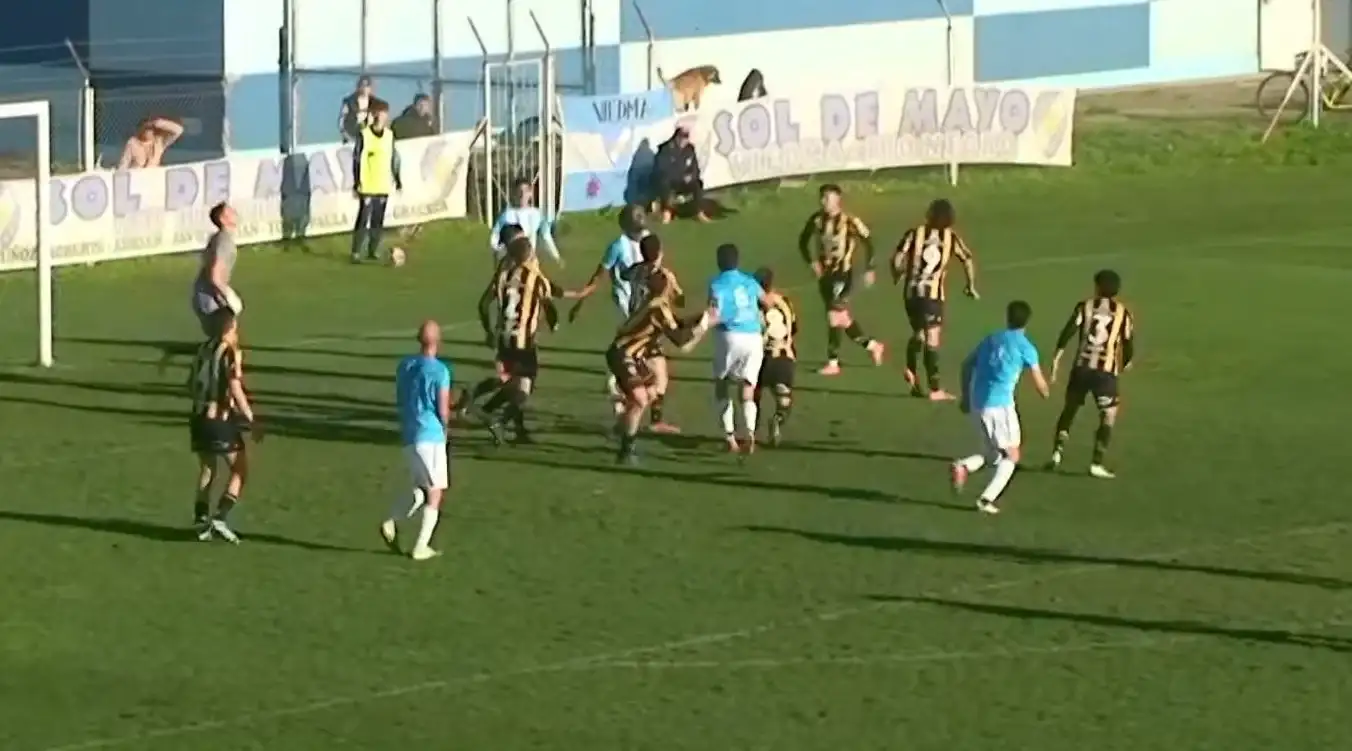 Santamarina cayó como visitante en el inicio de la Reválida