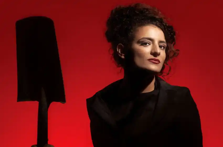 Una voz con sonido porteño: Julieta Laso presenta su elogiado disco “Martingala”