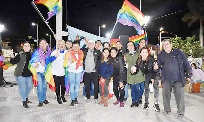 Más de un centenar de personas acompañaron el 
primer encuentro juvenil Igual-Mente diferentes