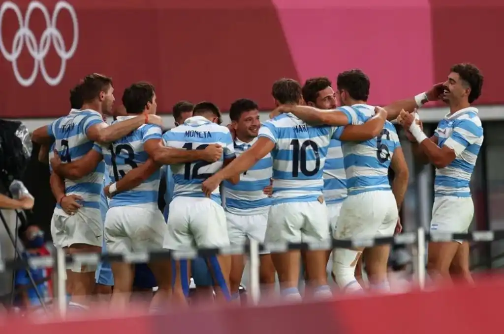 Heroico: Los Pumas 7 superaron a Sudáfrica con un hombre menos y están en semifinales