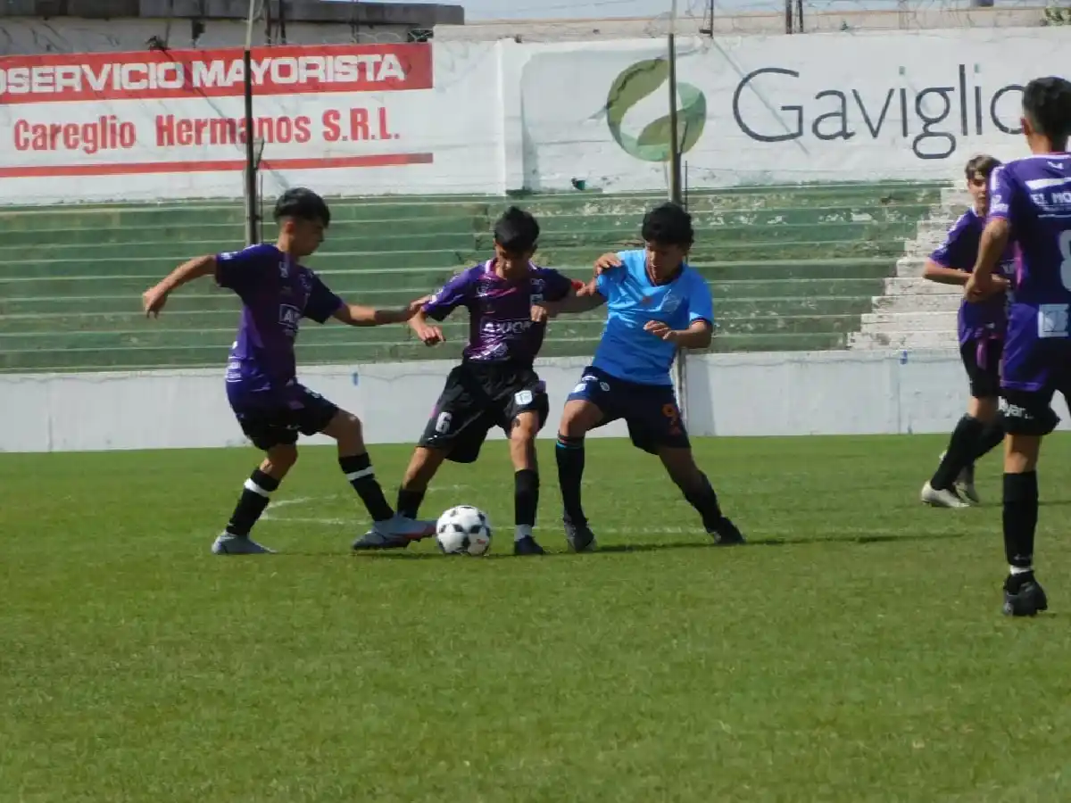 Los más chicos jugaron en el "Juan Pablo Francia"