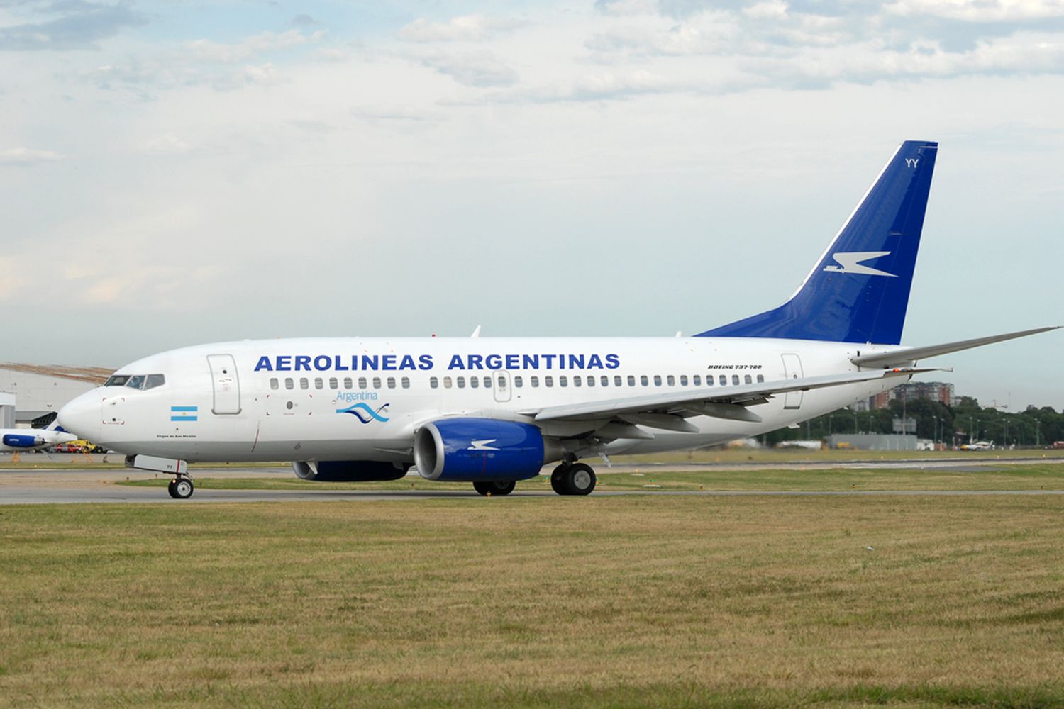 Arribó a FAdeA el Boeing 737-7BD de Aerolíneas Argentinas, matrícula LV-BYY