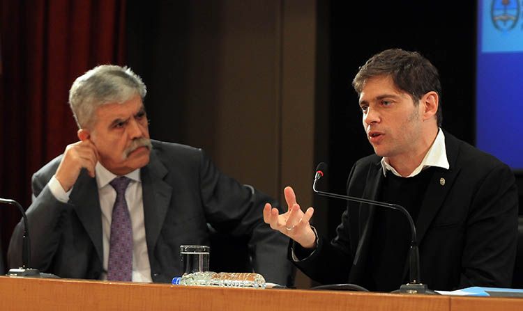 Kicillof anunció el arribo de la telefonía 4G