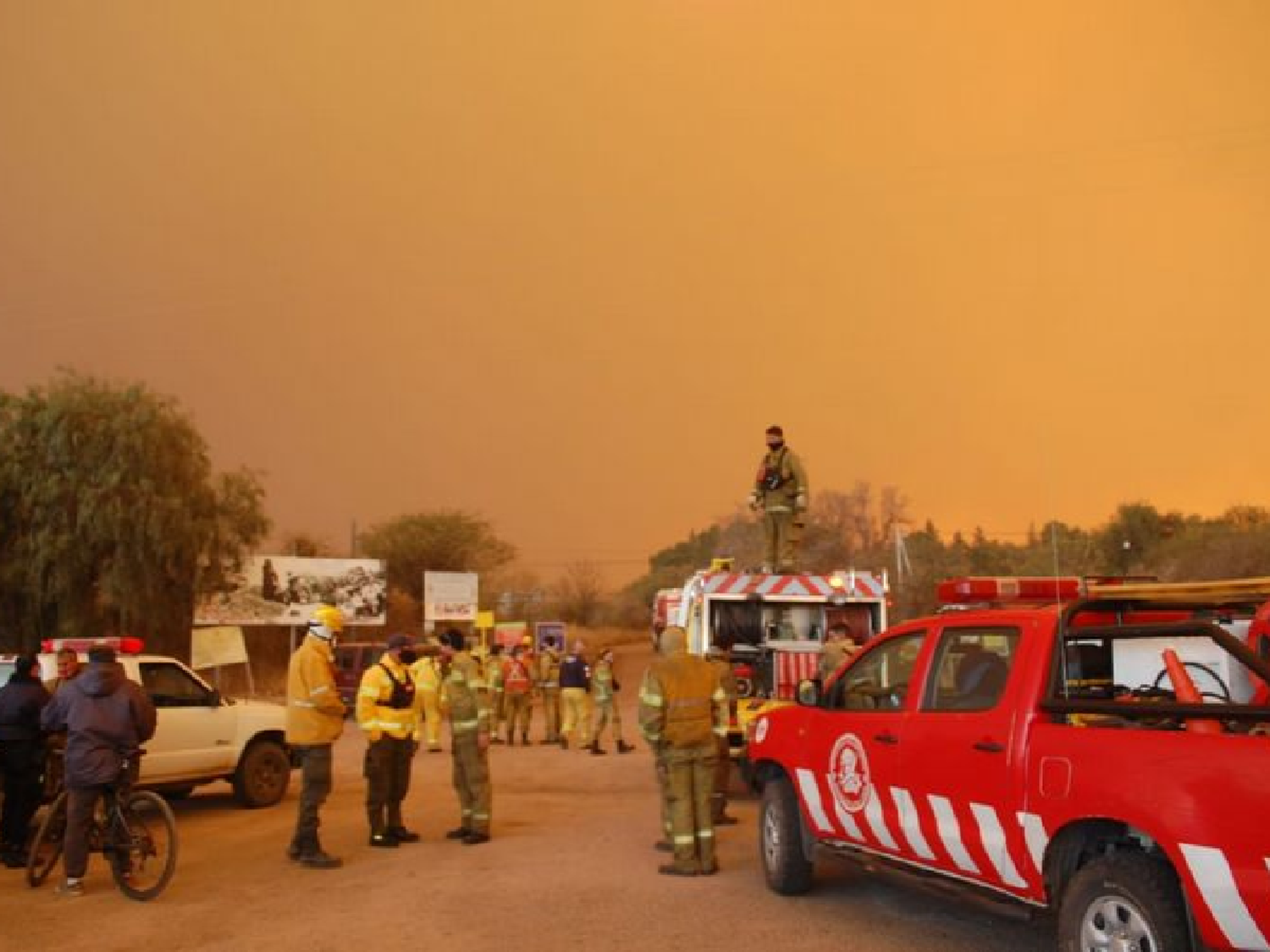 Continúan activos los focos de incendio en las Sierras de Córdoba