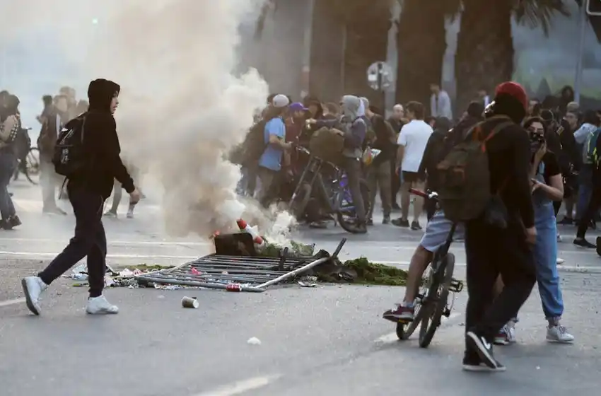 Chile: admiten violaciones a los derechos humanos durante las protestas