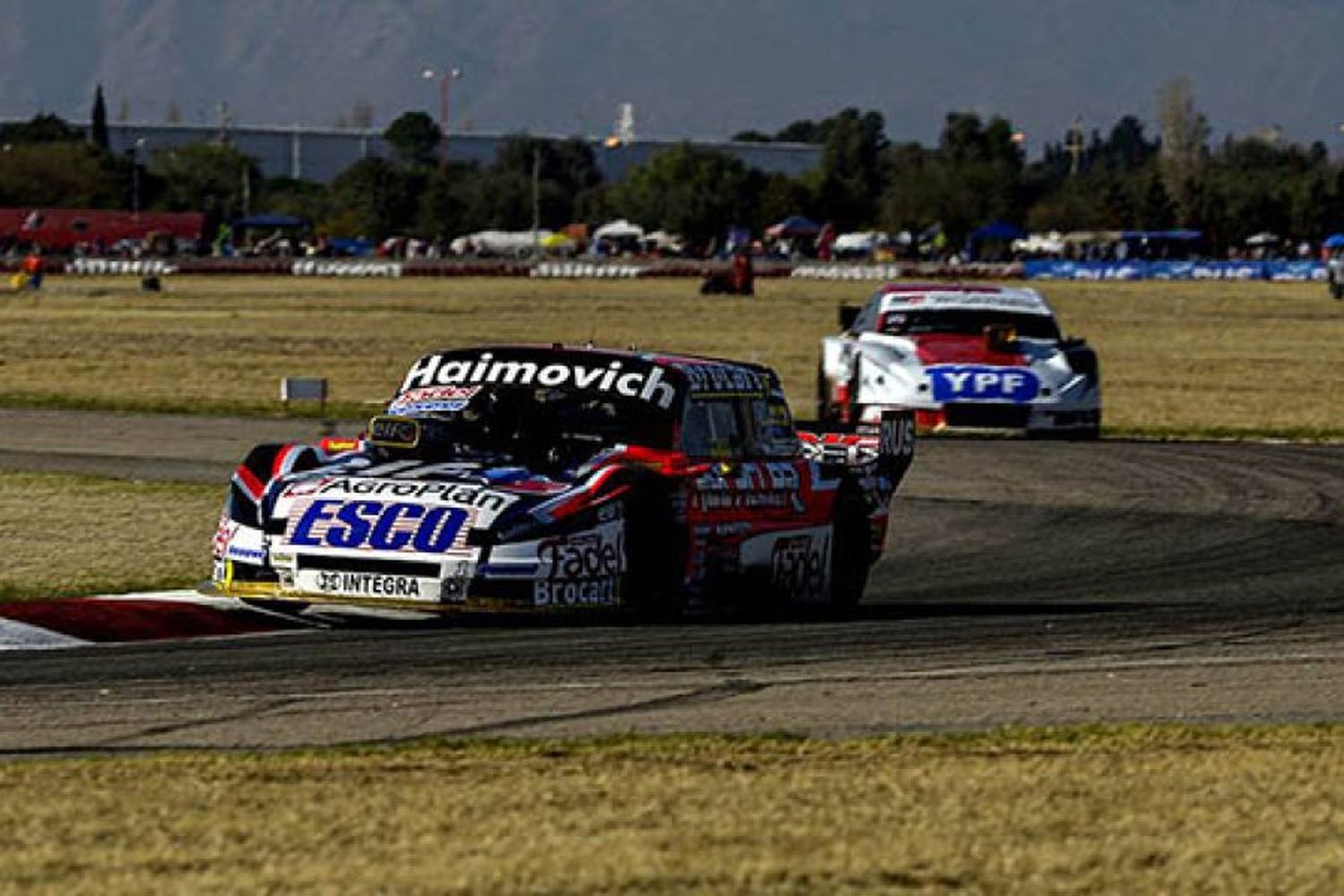 Contundente triunfo de Mariano Werner en el inicio de la Copa de Oro del TC