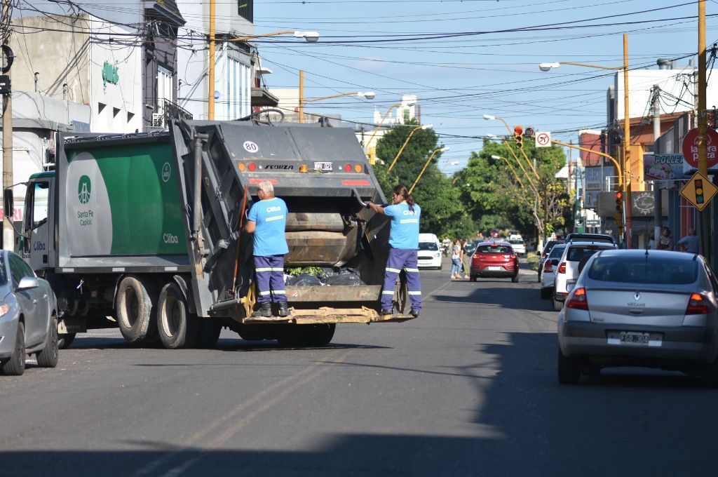 Se informaron los horarios de los servicios de recolección de residuos, Cementerio y transporte público, entre otros.