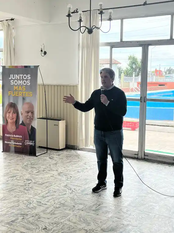 Nicolini agradeció a los fiscales y anticipó que volverá a postularse para la intendencia