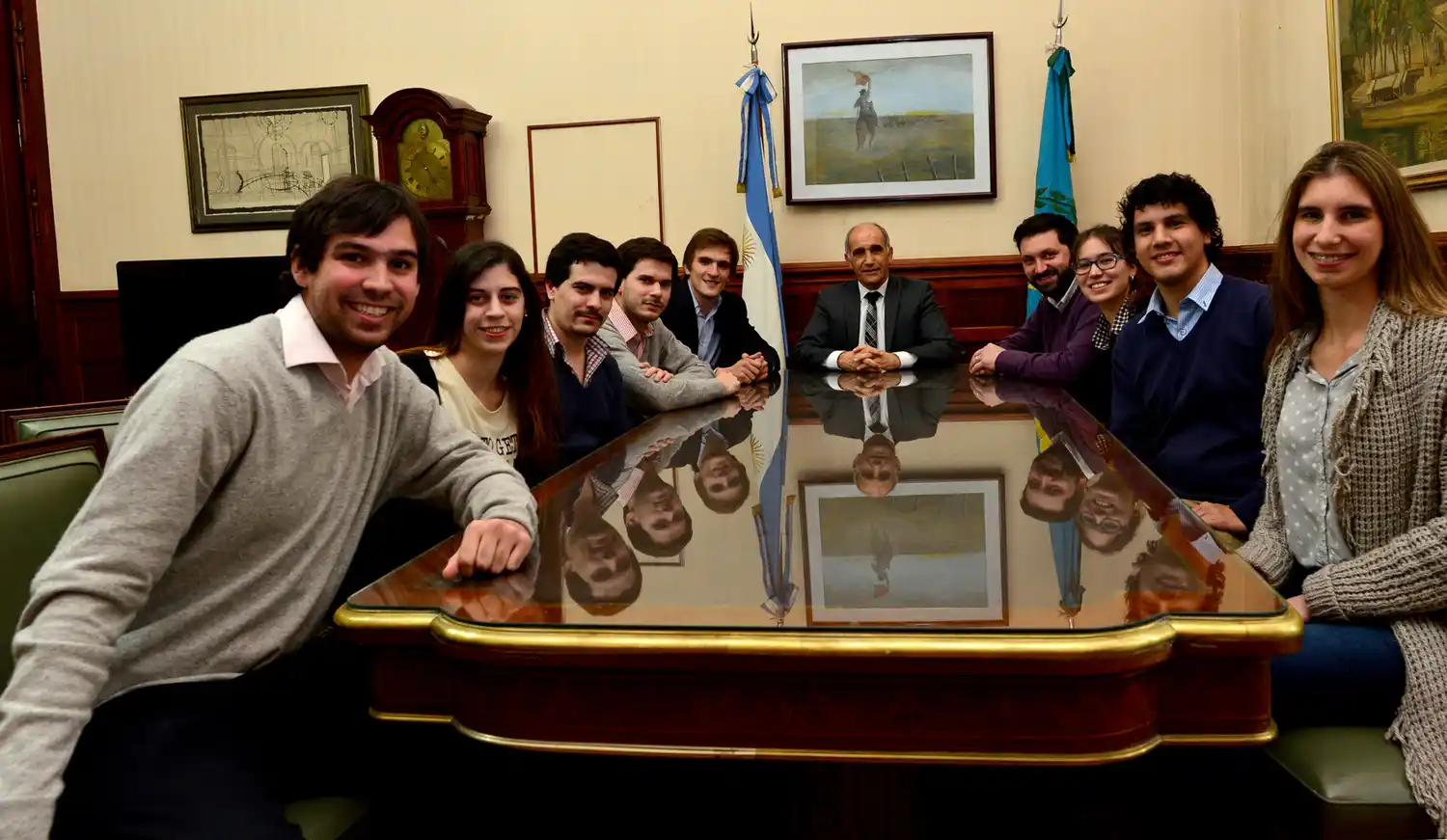 Daniel Salvador recibió a la Juventud Radical de la Provincia