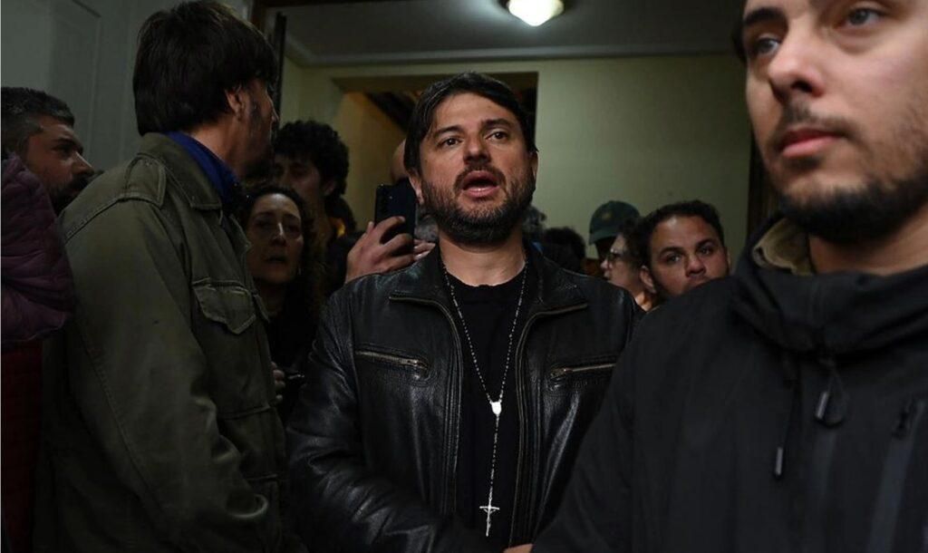 Juan Grabois al recuperar la libertad.