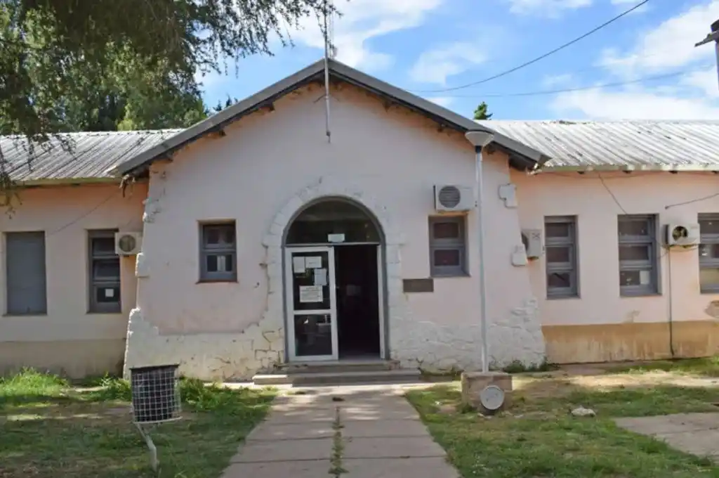 Paraná: pelea en la puerta de una escuela termina con un profesor y un alumno hospitalizados