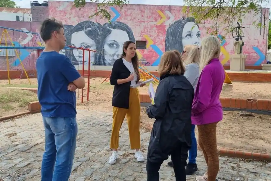 Avanzan las intervenciones en espacios verdes para jugar